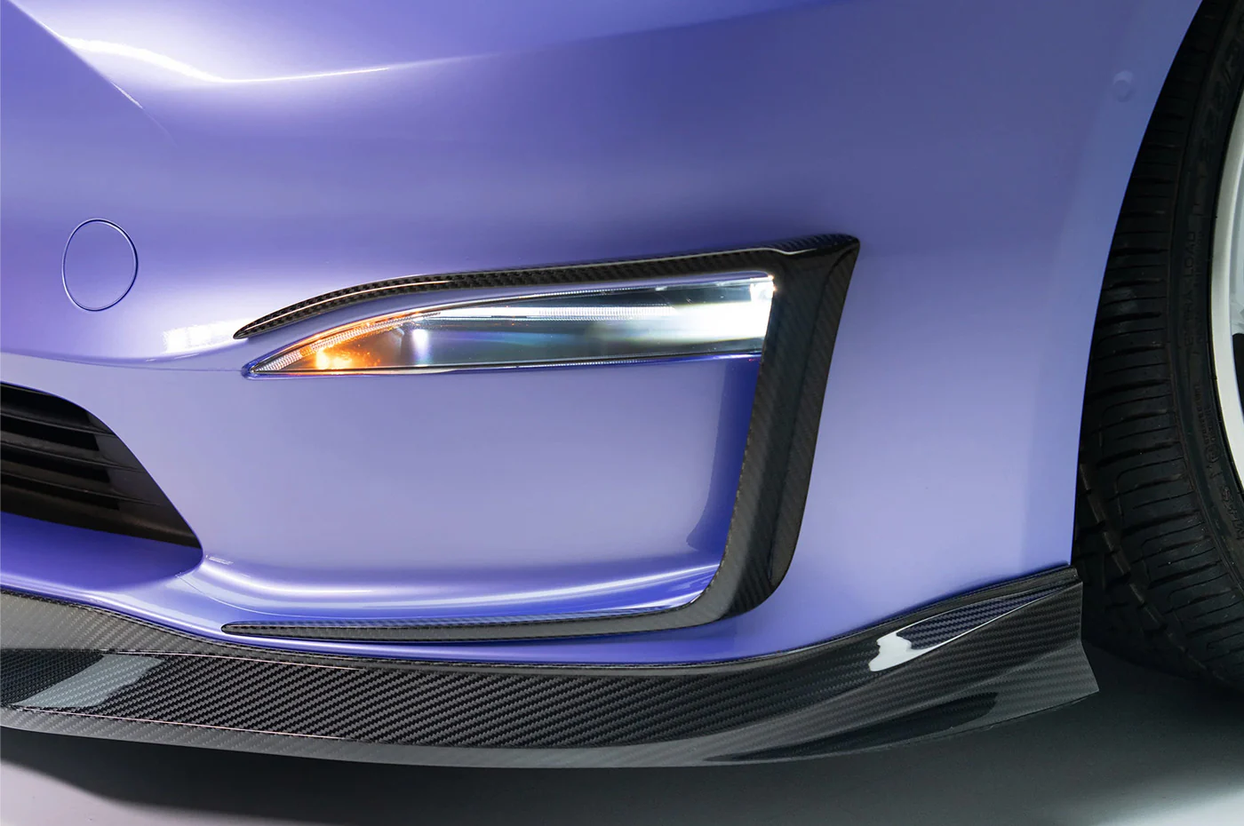Vorsteiner Tesla Model S Plaid VRS Aero Carbon Fiber Front Spoiler (TEV3020) - Image 4