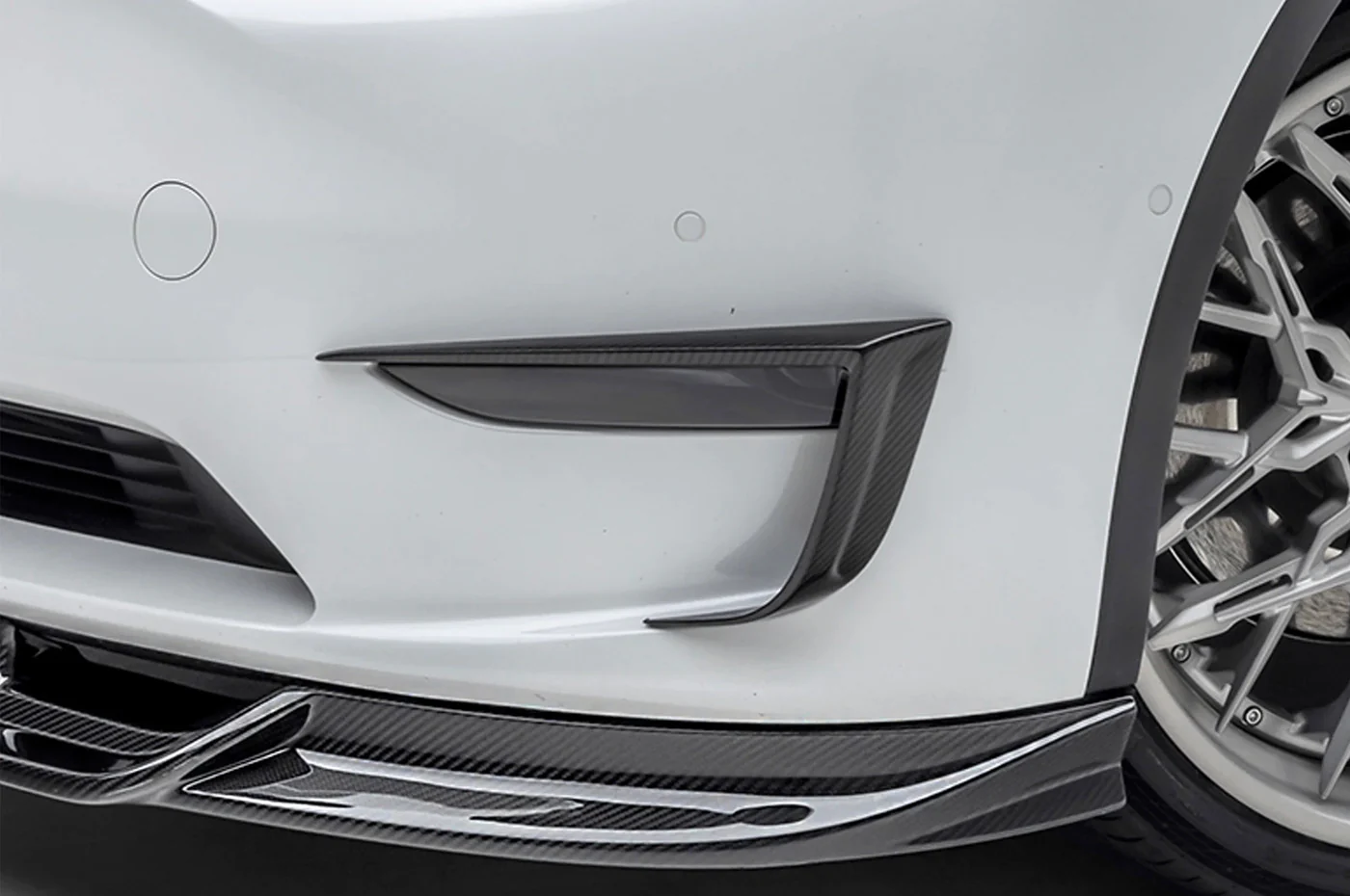 Vorsteiner Tesla Model Y Aero Carbon Fiber Bumper Flare Add-On (TEV2010) - Image 2