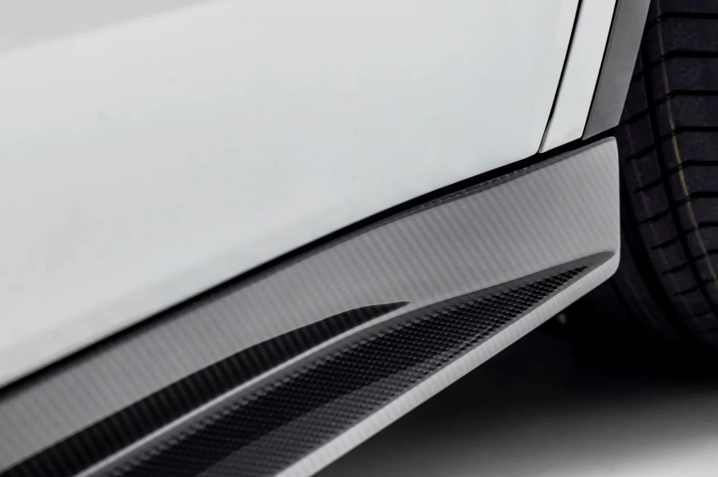 Vorsteiner Tesla Model Y Aero Carbon Fiber Side Skirts (TEV2030) - Image 5