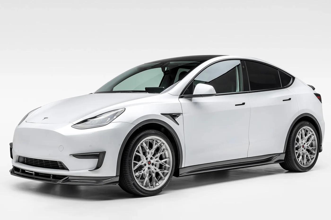 Vorsteiner Tesla Model Y Aero Carbon Fiber Side Skirts (TEV2030) - Image 7